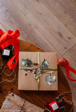 Load image into Gallery viewer, Gilded Elegance