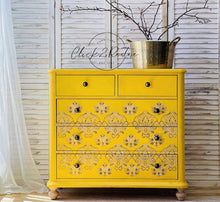 Load image into Gallery viewer, Antique Damask