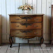 Load image into Gallery viewer, Elaborate Finery