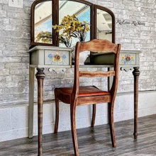 Load image into Gallery viewer, Floral Polish