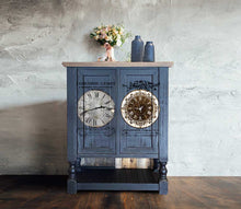 Load image into Gallery viewer, Vintage Clocks