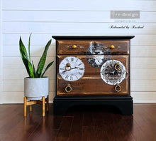 Load image into Gallery viewer, Vintage Clocks