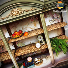 Load image into Gallery viewer, Gothic Trellis
