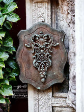 Load image into Gallery viewer, Regal Finasse