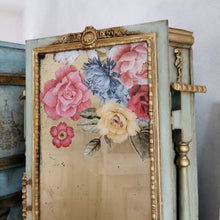 Load image into Gallery viewer, Regal Trimmings