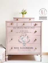 Load image into Gallery viewer, Royal Bouquet