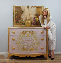 Load image into Gallery viewer, Royal Decorum