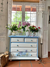 Load image into Gallery viewer, Mystic Hydrangea