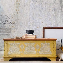 Load image into Gallery viewer, White Engraving