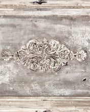 Load image into Gallery viewer, Bridgeport Irongate