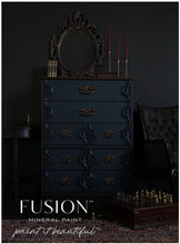 Load image into Gallery viewer, Chestler