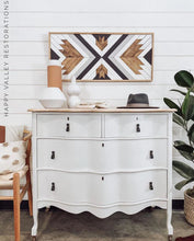 Load image into Gallery viewer, Lamp White