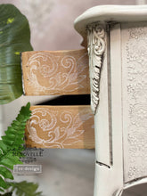 Load image into Gallery viewer, Elegant Scrolls
