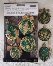Load image into Gallery viewer, Shimmering Holiday Ornaments
